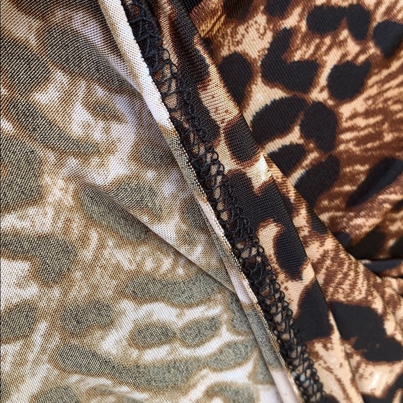 ❌DONATED❌Brown Leopard Animal Print Side Ruching Long Sleeve Dress - Picture 8 of 9